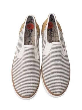 Margaritaville Women's Sailor Striped Canvas Slip-on Sneakers Size 9.5